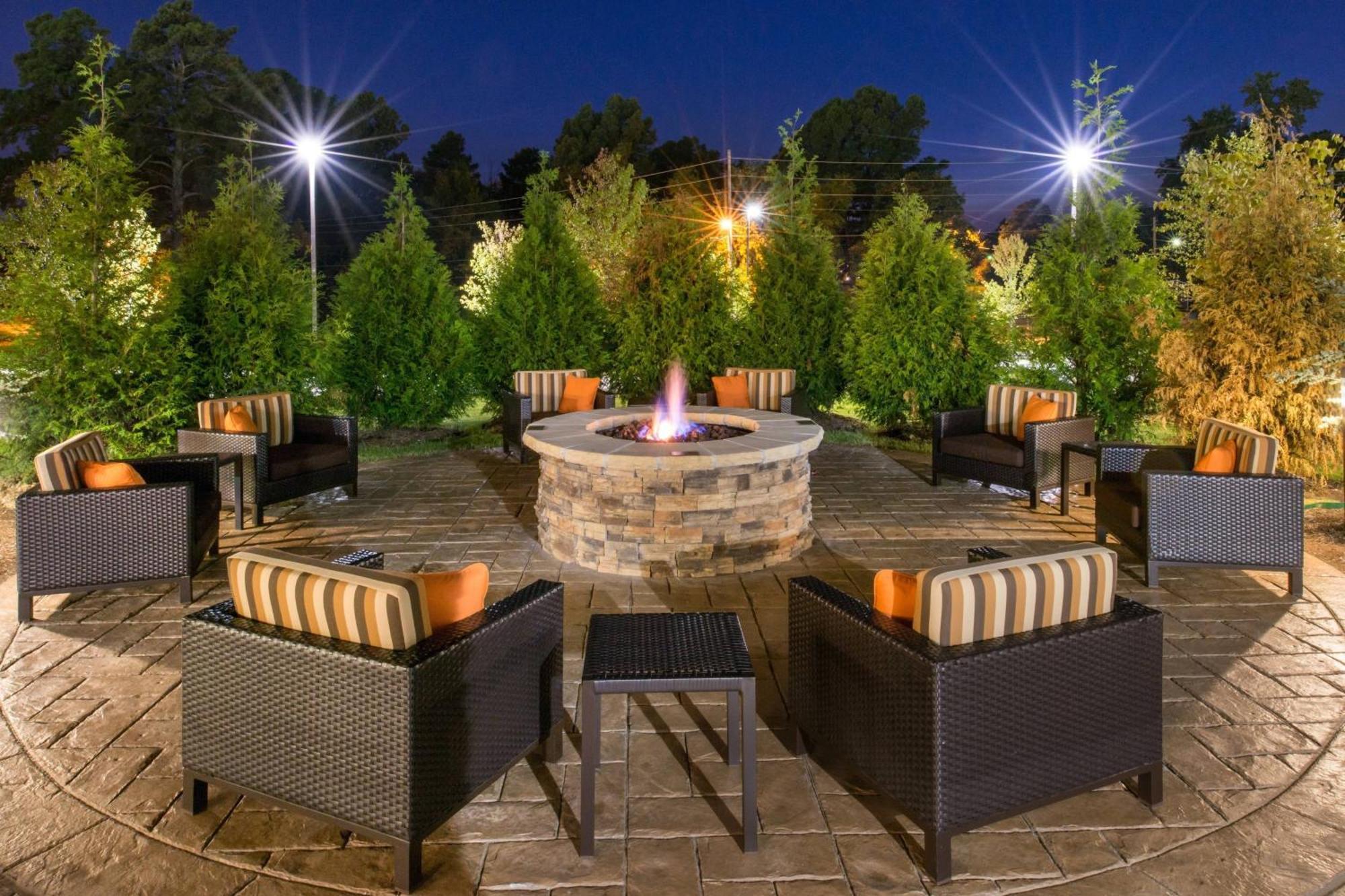 Courtyard By Marriott Hot Springs Hotel Eksteriør billede